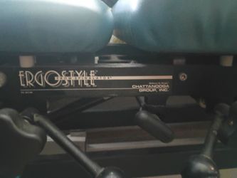 Chattanooga Ergostyle Spinalator Treatment Table