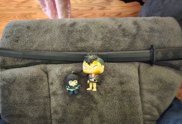 Demon slayer funko/Keychain and plastic sword