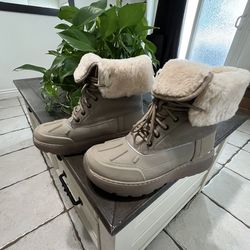 Brand New ❄️UGG Men's City Butte Boot Men’s size 9❄️