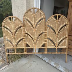 Ratan Head Board 