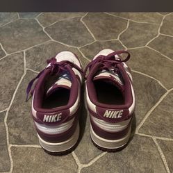 Nike Dunks size 9.5 no box