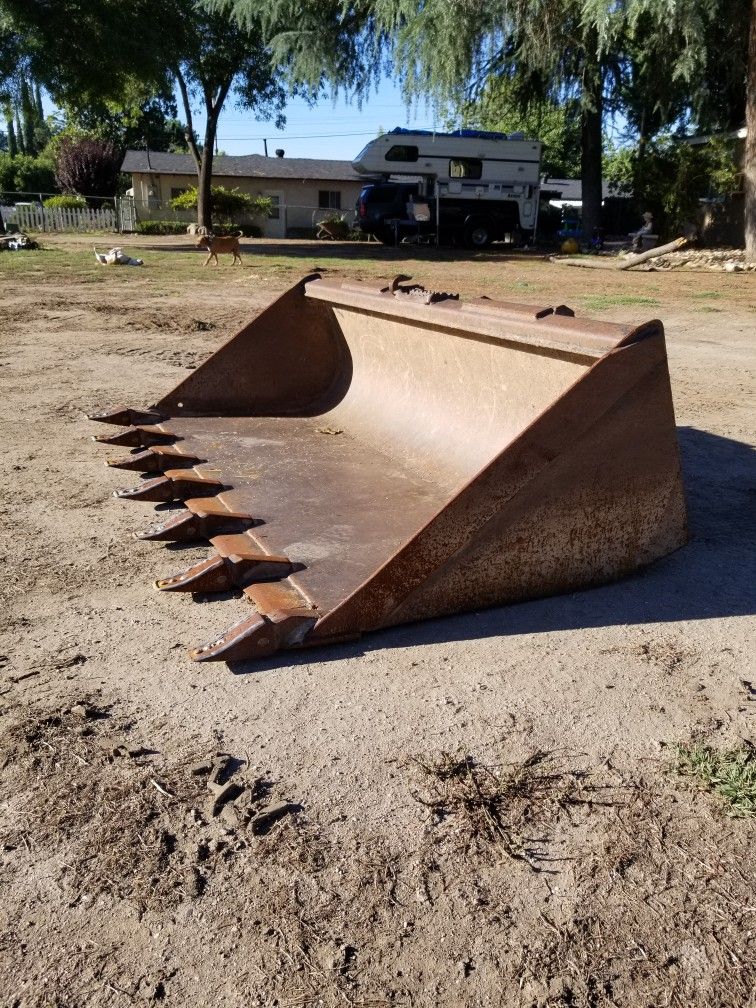 Skid Steer Tooth Bucket for Sale in Redlands, CA OfferUp