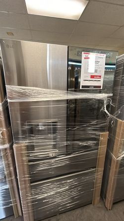 LG  LF29S9775S Refrigerator