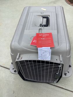 pet carrier