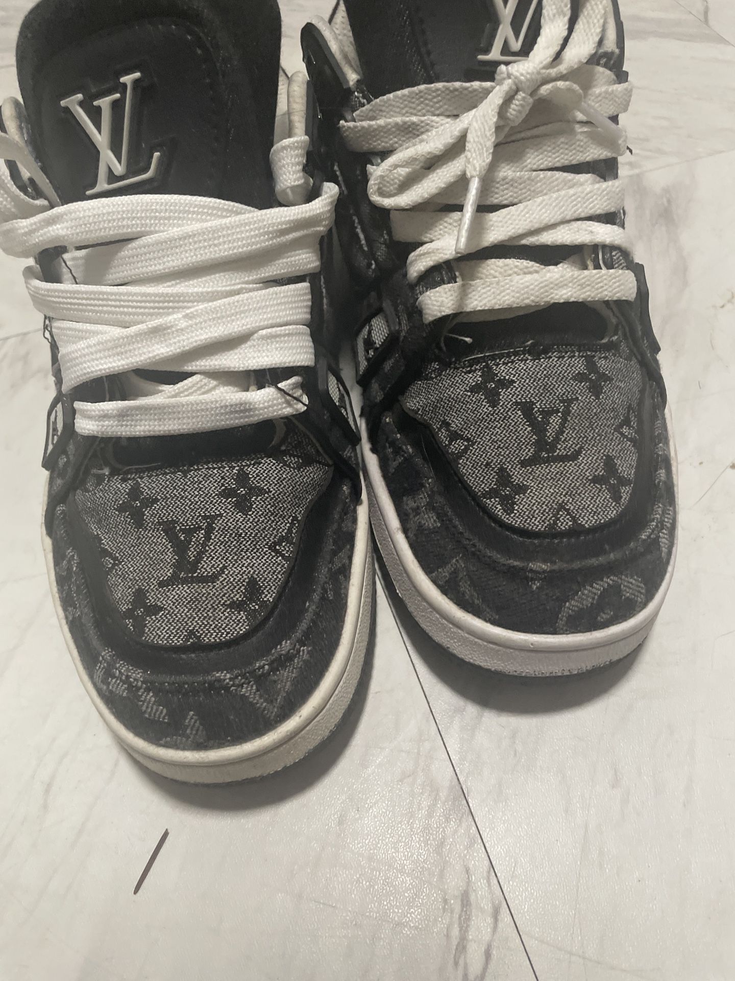 Lv trainers
