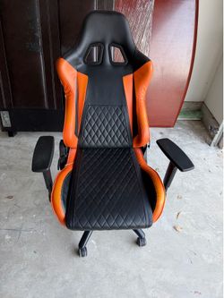 Gaming chair