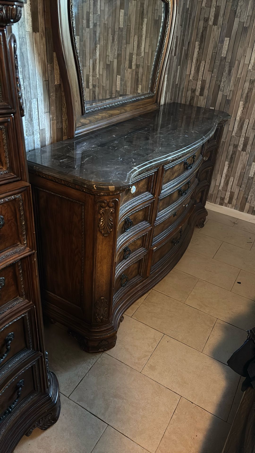 Beautiful Italian four piece bedroom set