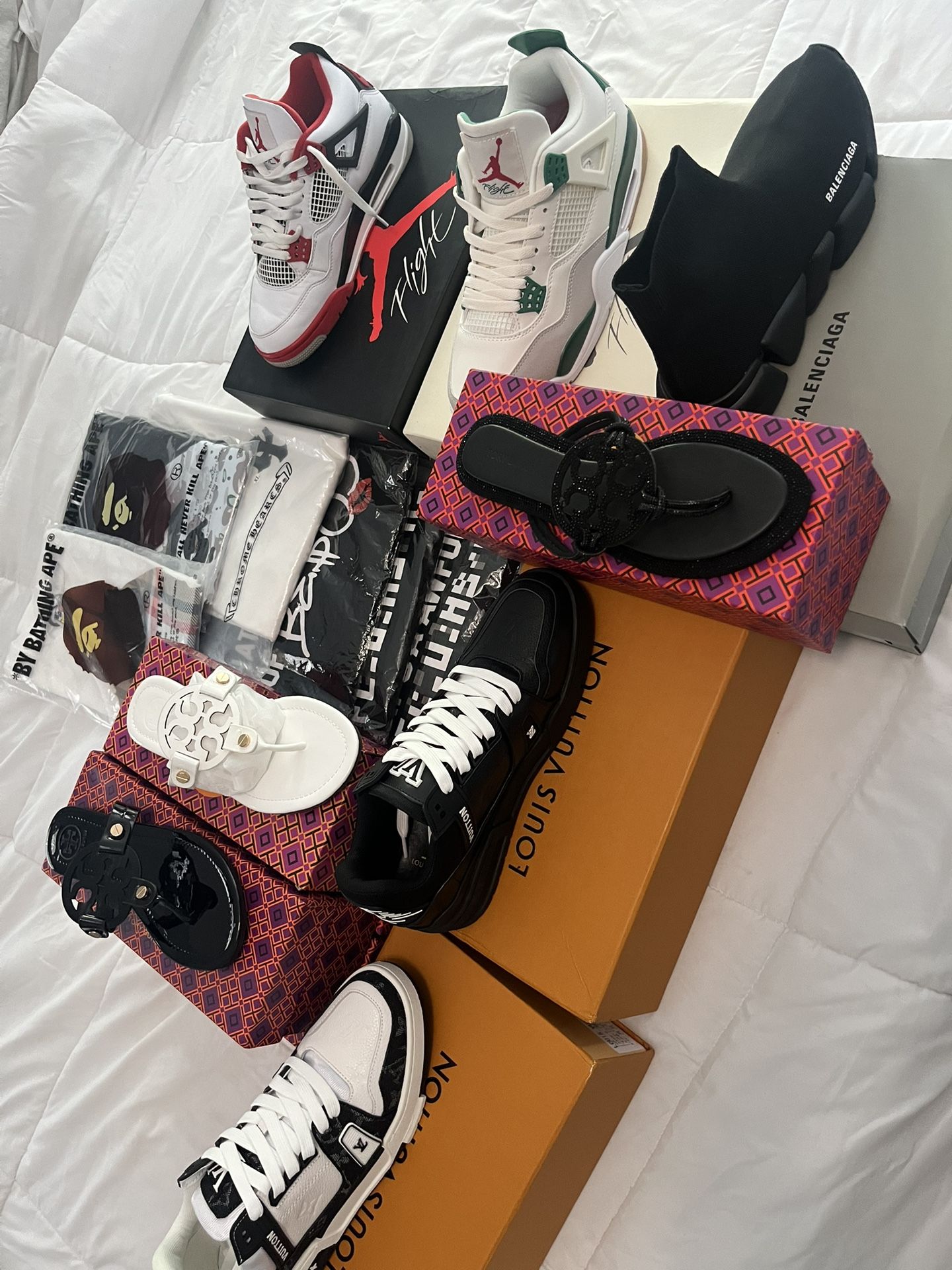 IG : D.resellzzz_hd BRAND NEW