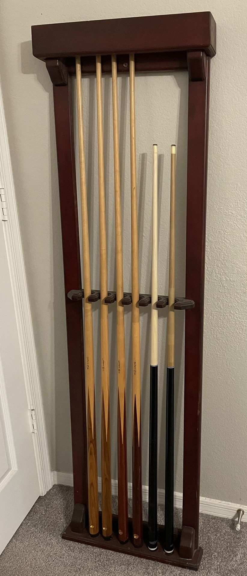 Pool Cues With Wall Holder 