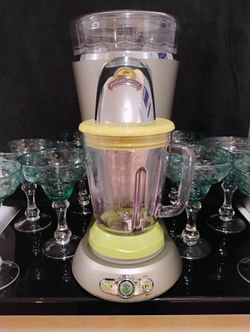Margaritaville Margarita Machine And 8 Glasses