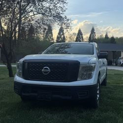 2019 Nissan Titan S - Crew Cab