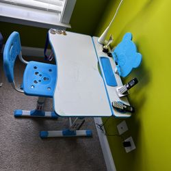 Kids Desk and Chair 