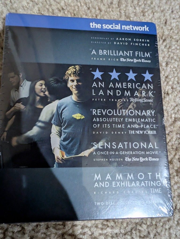 New!  The Social Network Blu-ray