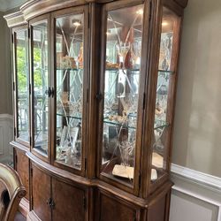 Haverty’s China cabinet