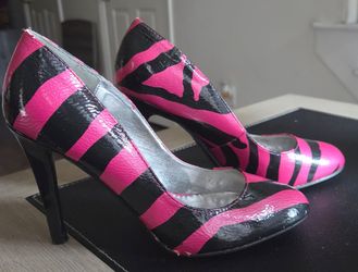 ShoesPink& Blk Zebra hills