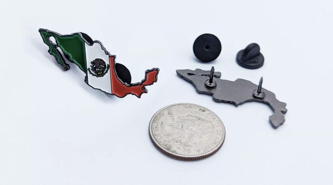 Mexico Pin For Caps Clothing Enamel Badge Mexican Flag pin Map of Mexico Pin