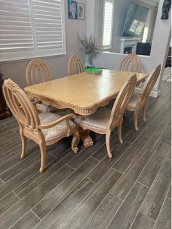 Dinning table set