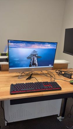 HP 24" All-in-One Touchscreen PC Ryzen 3 / 8GB / 256GB NVMe + 1TB HDD