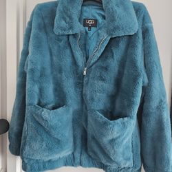 UGG Women's Faux Fur Winter Coat M