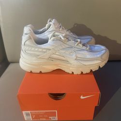 Women’s Nike Initiator 