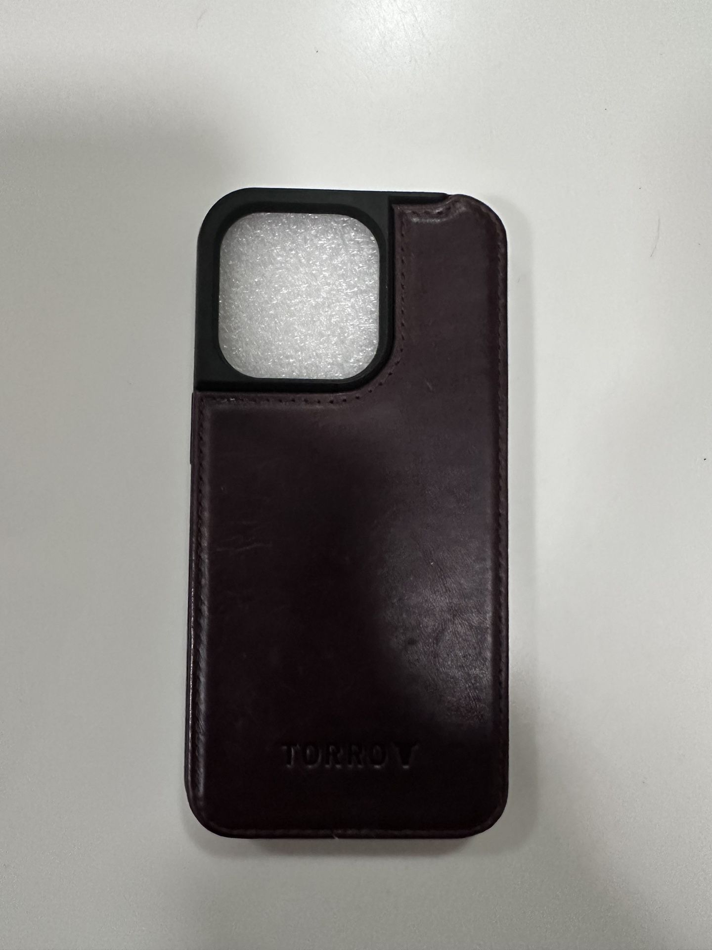 Torro Leanther iPhone 14 Pro Case