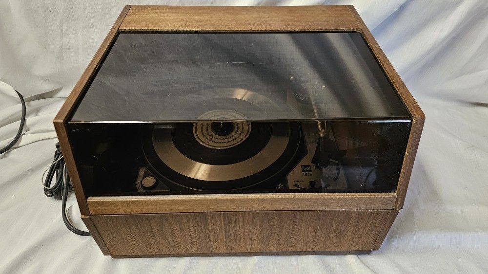 Dual 1019 Turntable with awesome plinth/lid mostly working