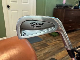 Vintage Wooden Putter & Titleist 990B 3-iron