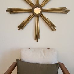 2 Mirrors