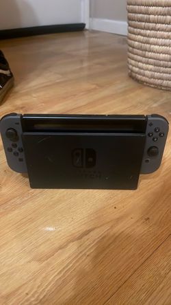 Nintendo Switch + Dock