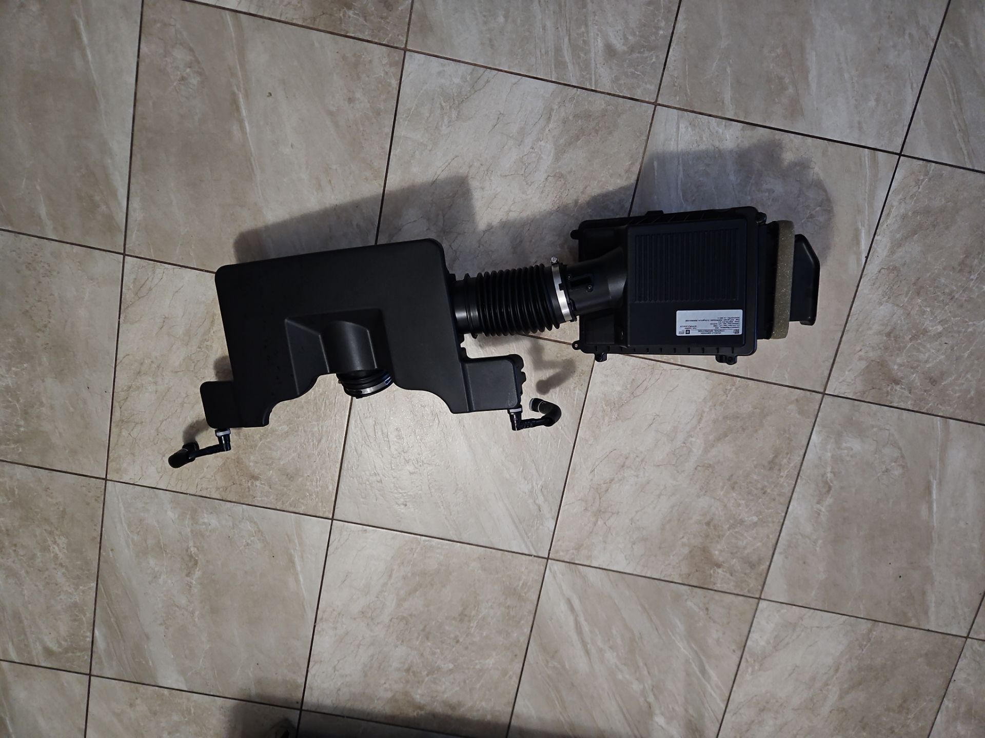 Air intake system for Chevy or GMC V8