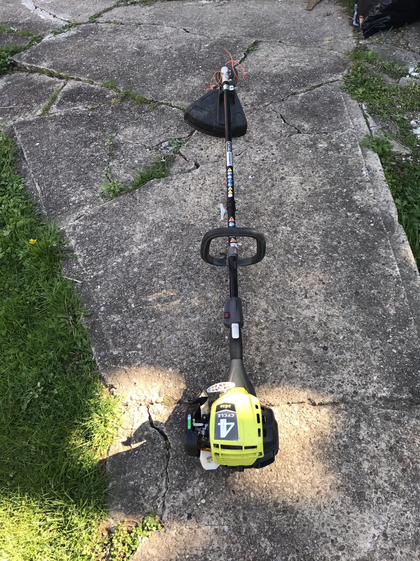 Ryobi 4 cycle straight shaft trimmer weed wacker