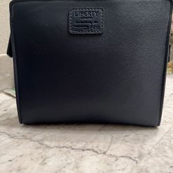 First Class BA gift Set Bag