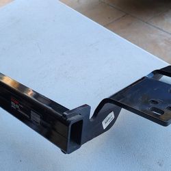 CURT® 11576 - Class 1 Square Concealed Trailer Hitch with 1-1/4" Receiver Opening (W/O Insert, 2000/200 Weight Capacity) 