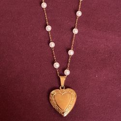 Gold Plated Heat Locket With pearls