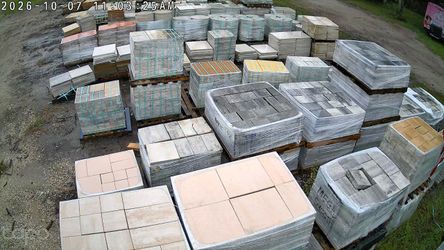 PAVERS/ Ladrillos Pallets/Paletas starting at $100