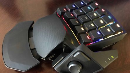 Razer Orbweaver Chroma RGB Gaming Keyboard for Sale in San Diego 