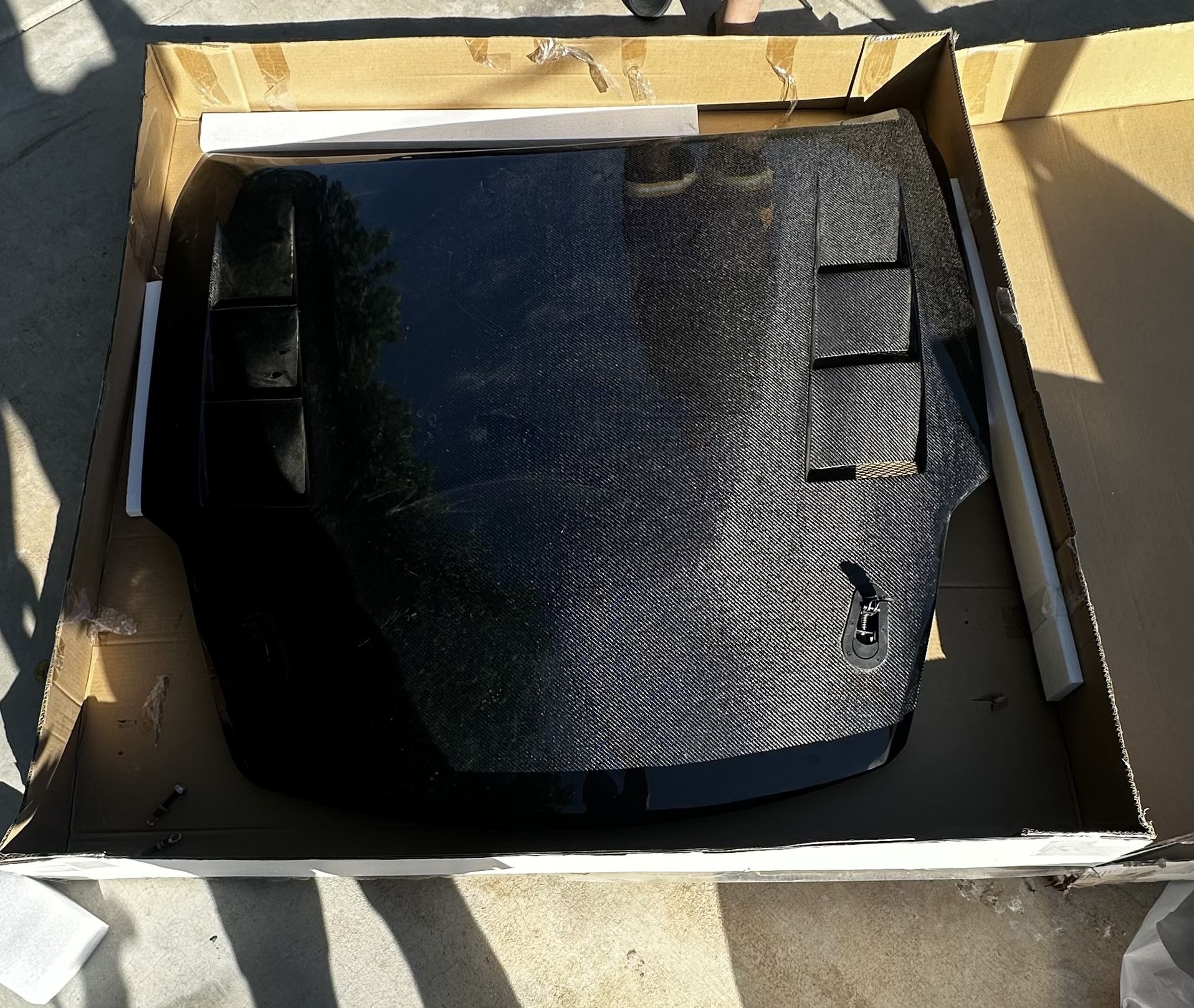 Nissan 350z Sibon Carbon Fiber Hood