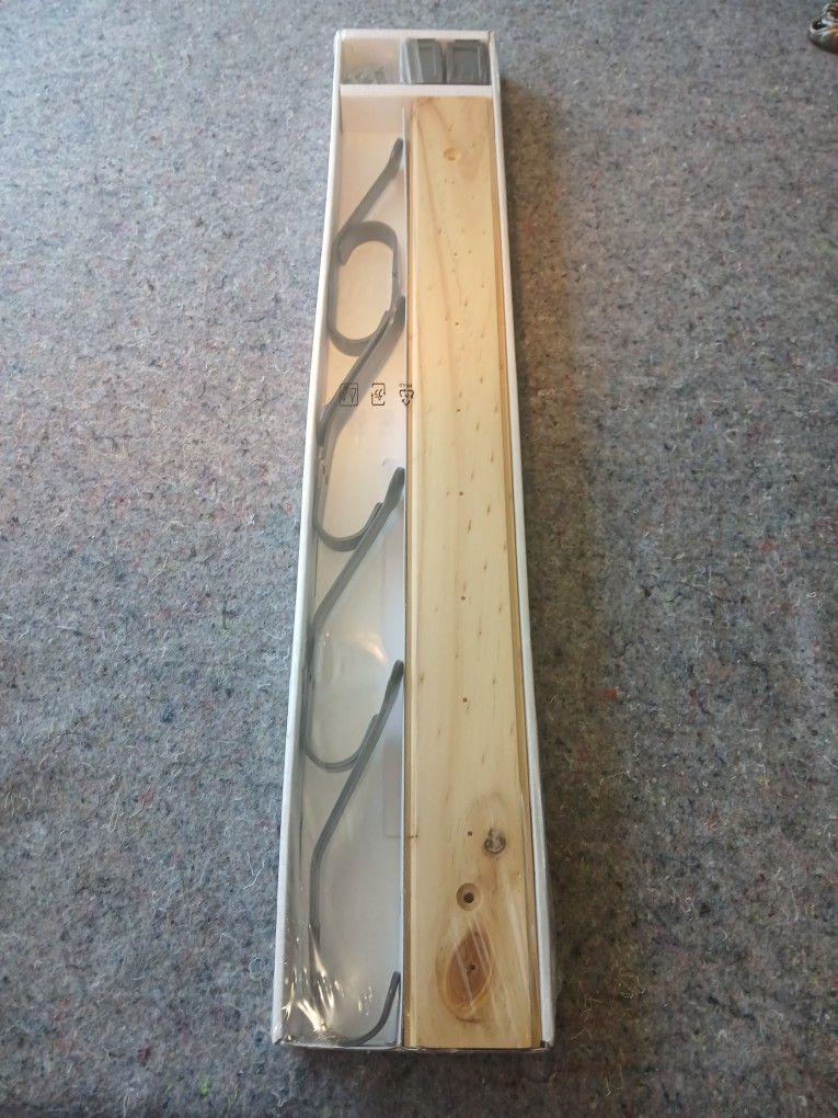 Ikea Kartotek Rack with 5 Hooks Pine Gray Wooden Hanger New In Box!
The Ikea Kartotek Rack with 5 Hooks in Pine Gray is a stylish and functional add