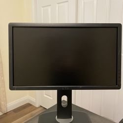 Dell 20 inch LED-backlit LCD 1600x900 60Hz 5ms DVI VGA 2xUSBs 