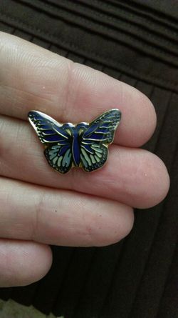 Butterfly lapel pin marked valley castings