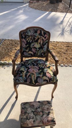 Vintage Italian Chateau French chair.