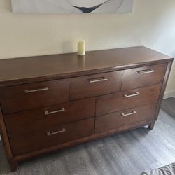 Large Dresser (Like New)