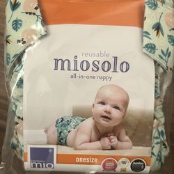 Miosolo All-In-One Reusable Cloth Diaper Set (6 Pack) - USED AND IN GOOD CONDITION