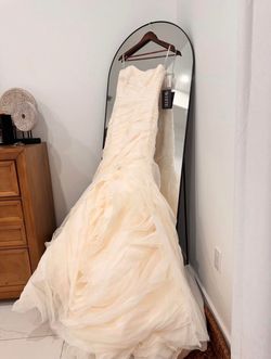 Vera Wang wedding gown