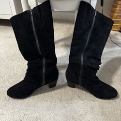 🖤 Clarks Lucette Coco Black Suede Boots – Size 10M, Waterproof & Gently Used