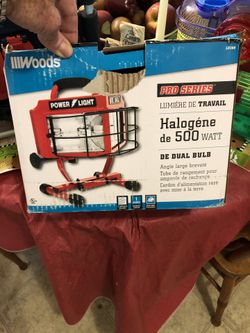 New Woods pro series 500 watt halogen light