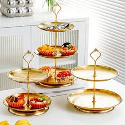 3 Pcs /Three-Tier Cake Stand, Dessert Display Rack, Birthday Party Snack Tray. With A Golden Appearance And Tiered Design, It Is Suitable For Refined 