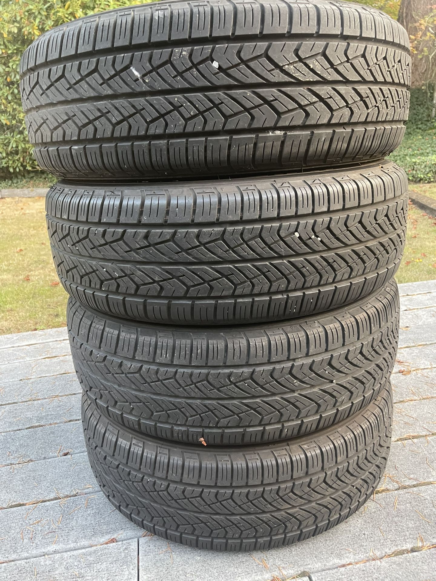 4 used 225/65R17 Yokohama tires
