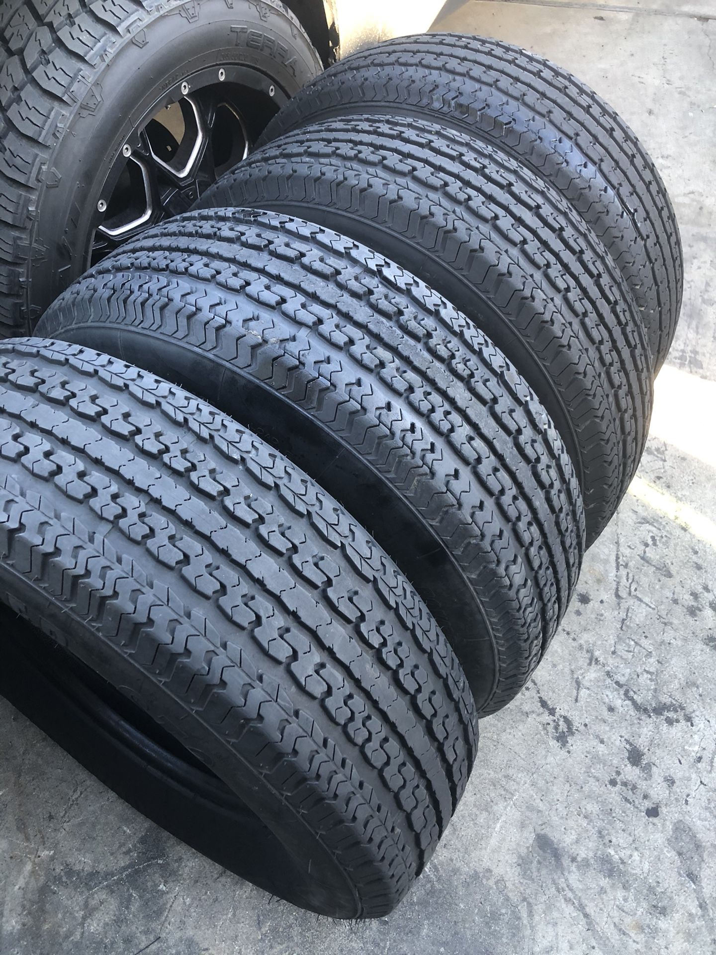 225/75/15 Trailer Tires