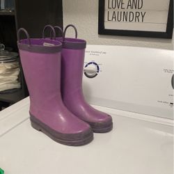 Rain boots Size 11